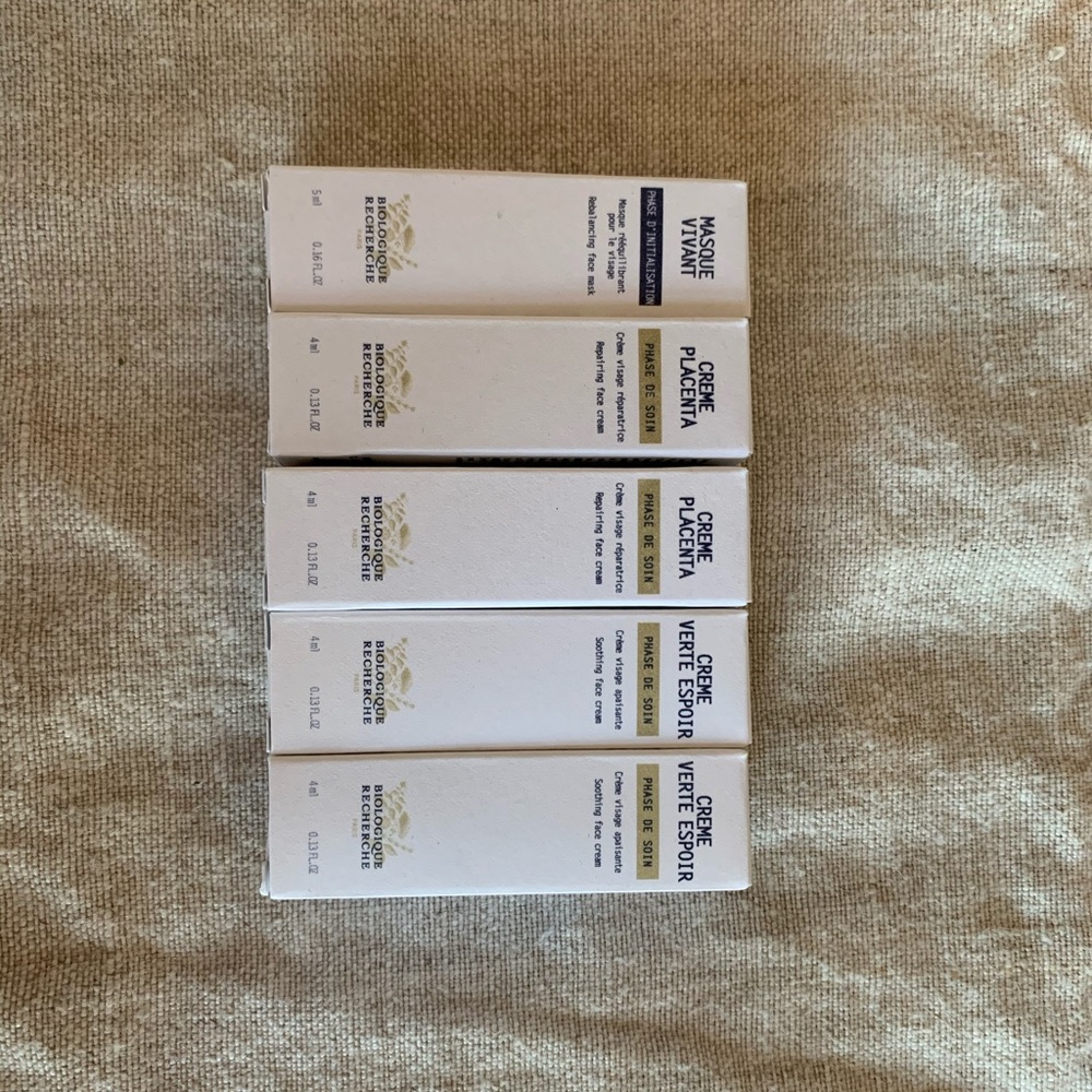 Biologique Recherche sample pack